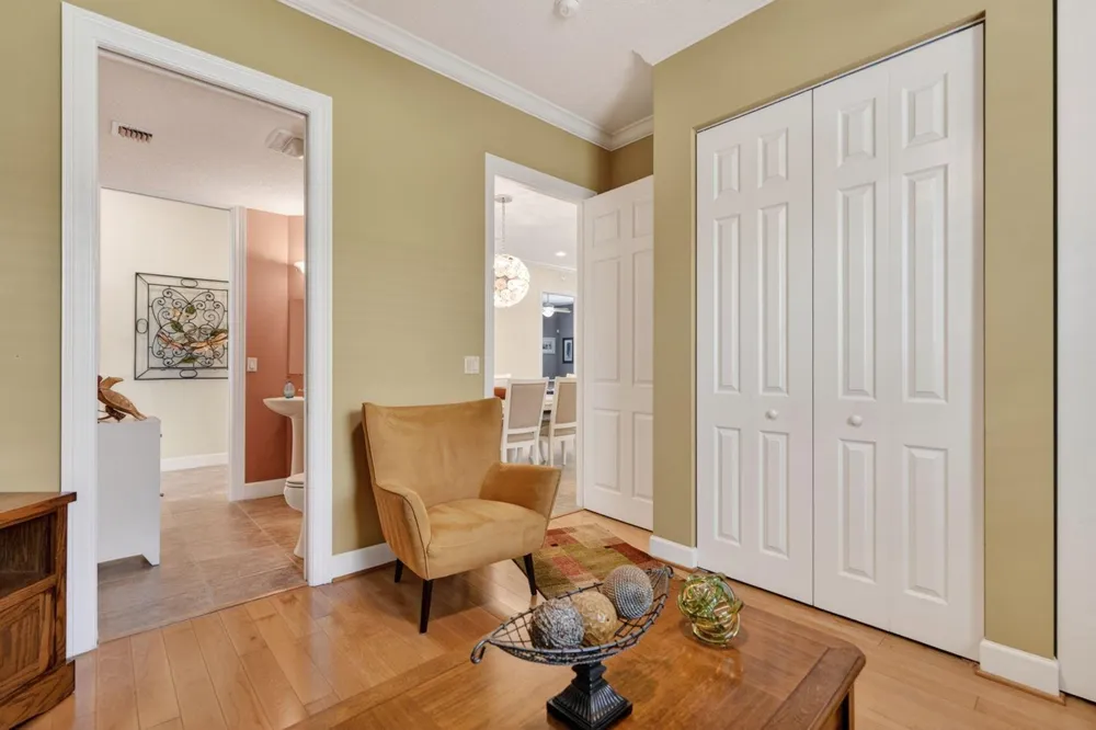 7982 SE Hempstead Circle Hobe Sound, FL 33455