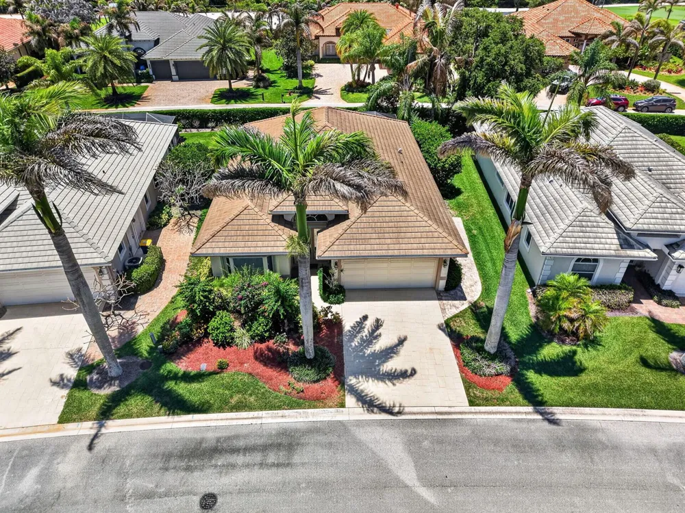 7982 SE Hempstead Circle Hobe Sound, FL 33455