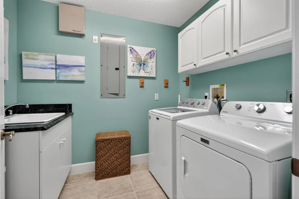 7982 SE Hempstead Circle Hobe Sound, FL 33455