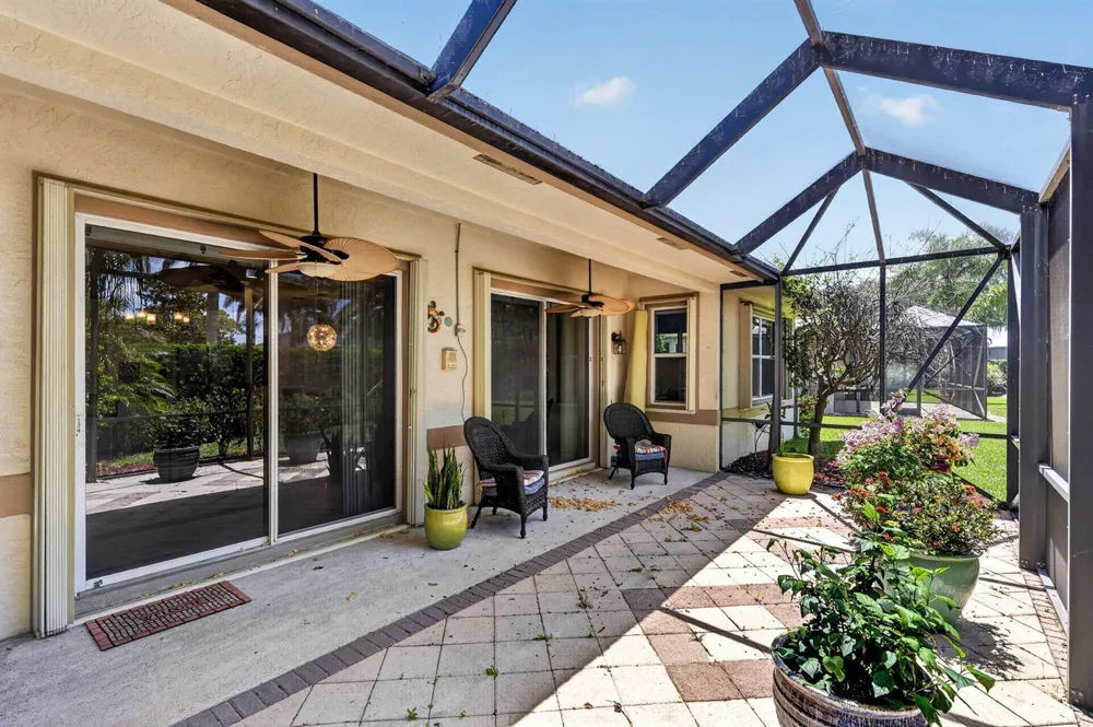 7982 SE Hempstead Circle Hobe Sound, FL 33455