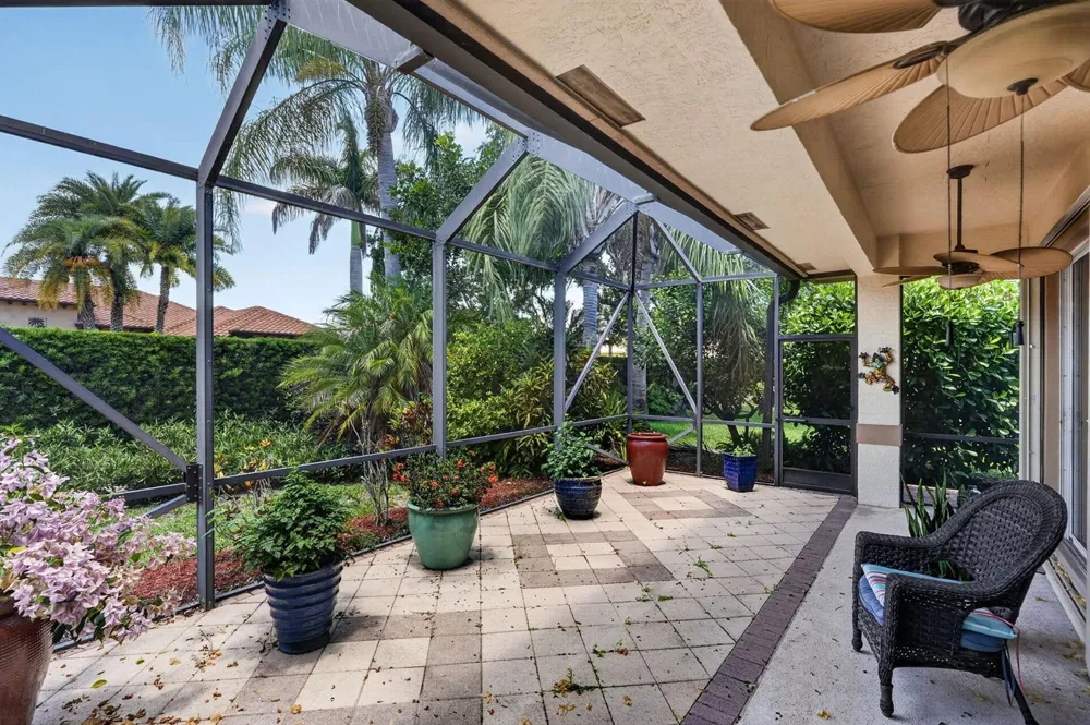 7982 SE Hempstead Circle Hobe Sound, FL 33455