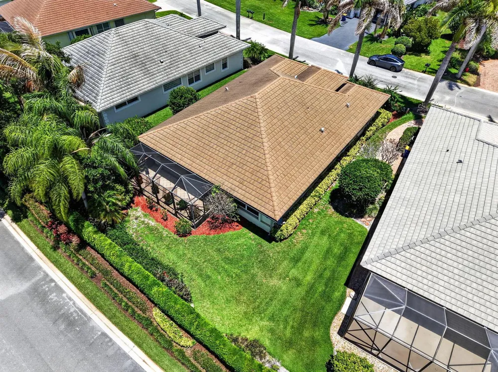 7982 SE Hempstead Circle Hobe Sound, FL 33455