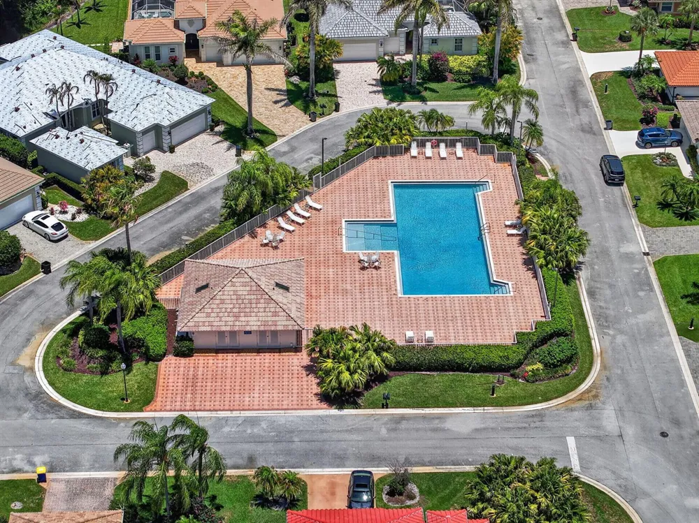 7982 SE Hempstead Circle Hobe Sound, FL 33455