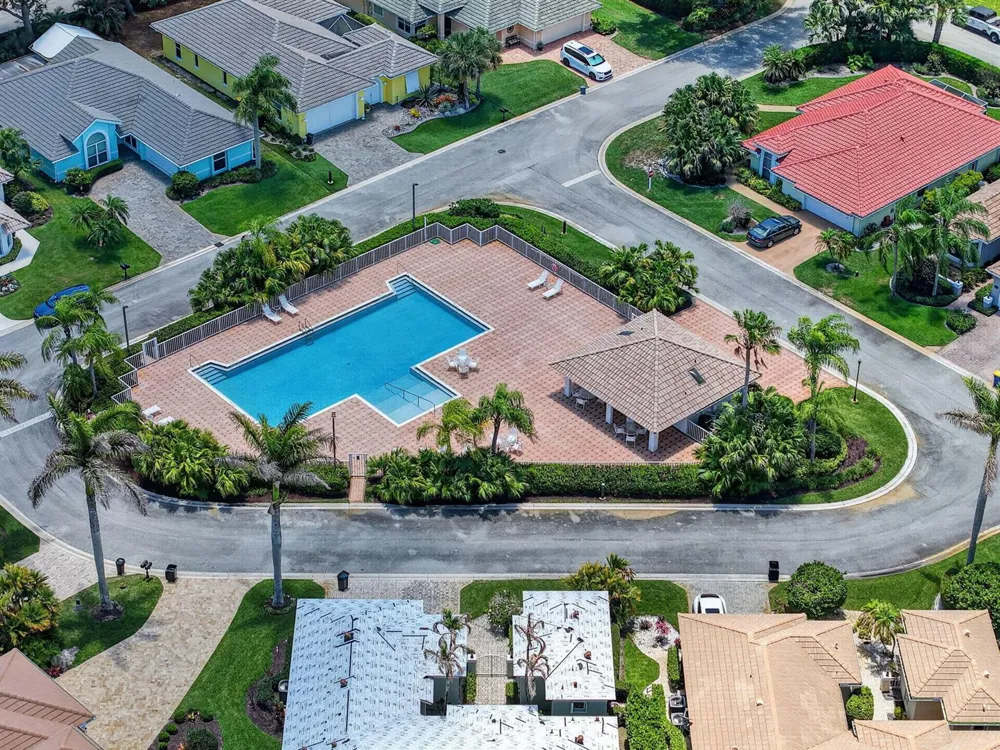 7982 SE Hempstead Circle Hobe Sound, FL 33455