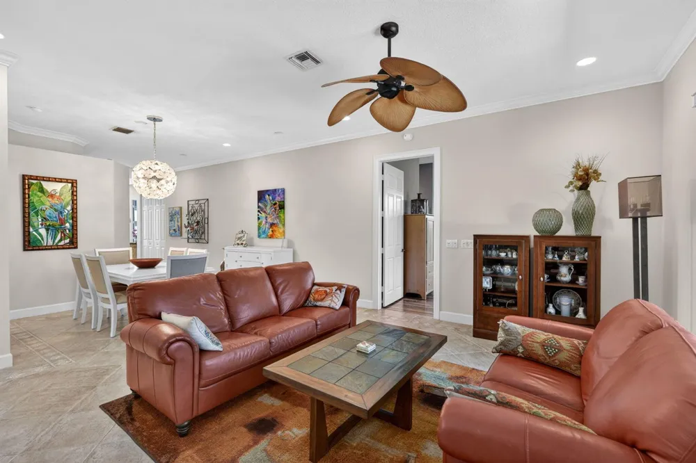 7982 SE Hempstead Circle Hobe Sound, FL 33455