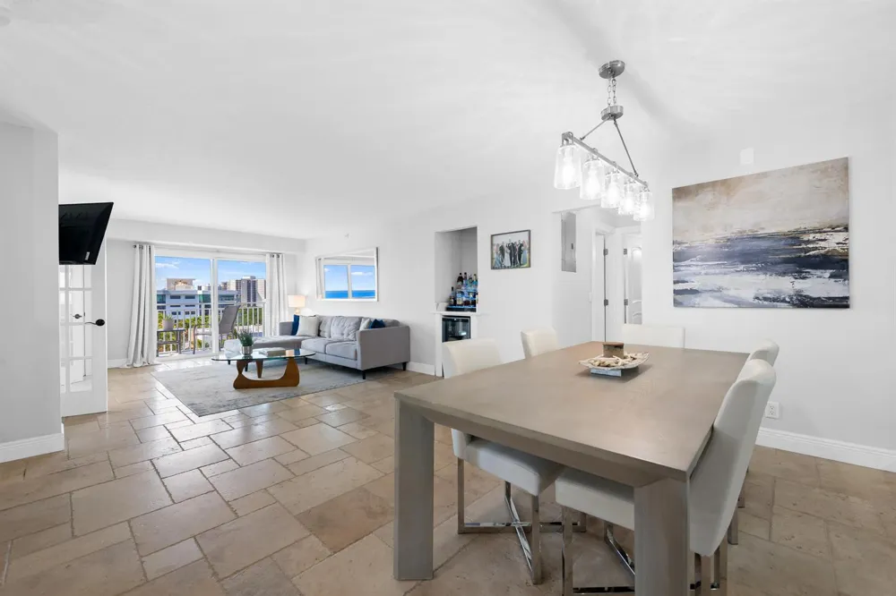 4511 S Ocean Boulevard #807 Highland Beach, FL 33487