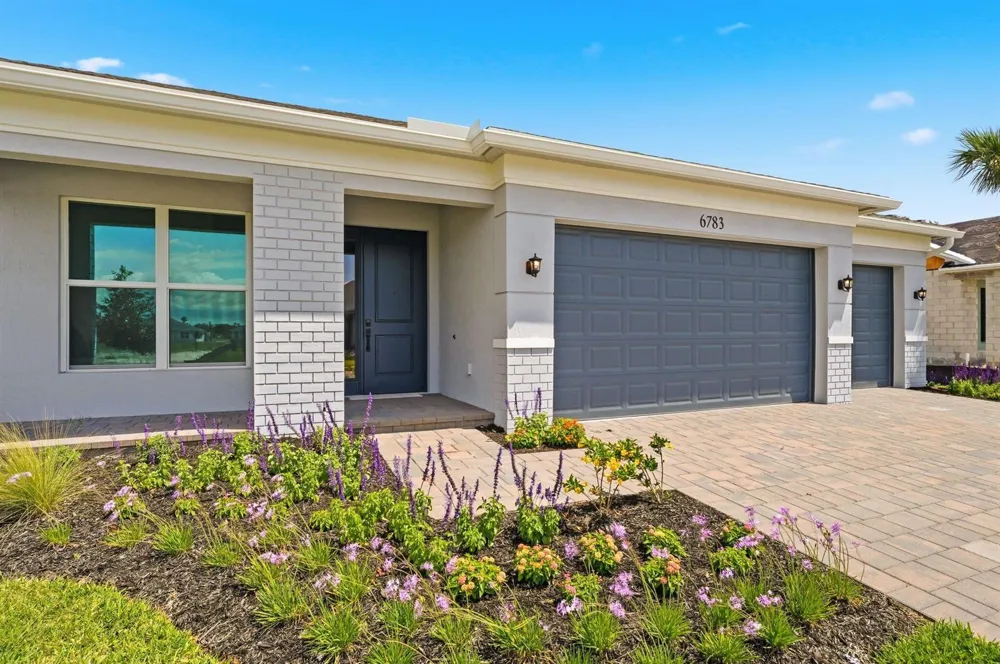 6783 68th Square Vero Beach, FL 32967