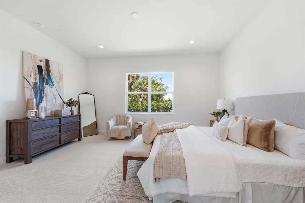6783 68th Square Vero Beach, FL 32967