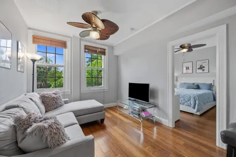235 Sunrise Avenue #3232