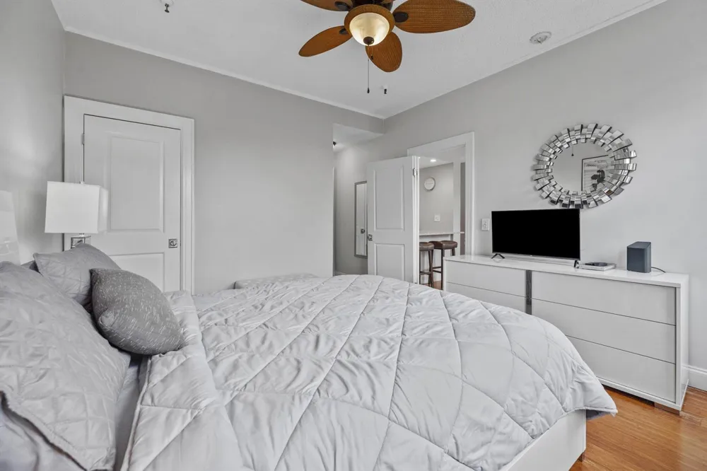 235 Sunrise Avenue #3232 Palm Beach, FL 33480