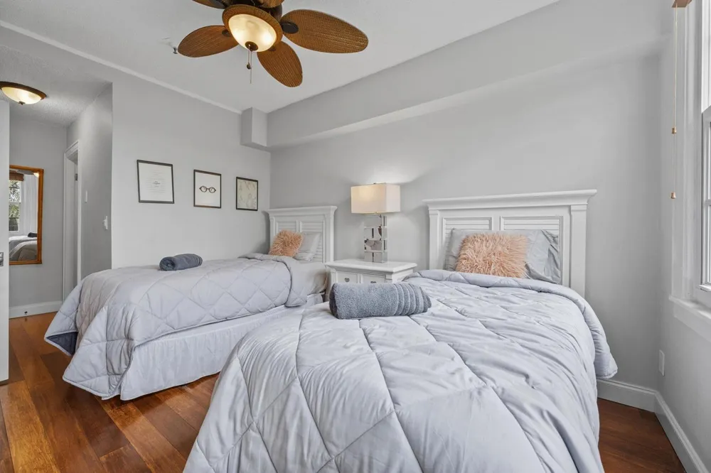 235 Sunrise Avenue #3232 Palm Beach, FL 33480
