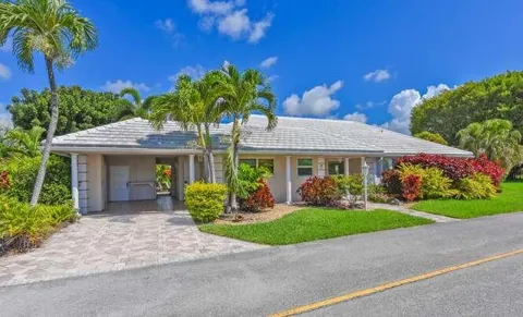 437 French Royale Circle