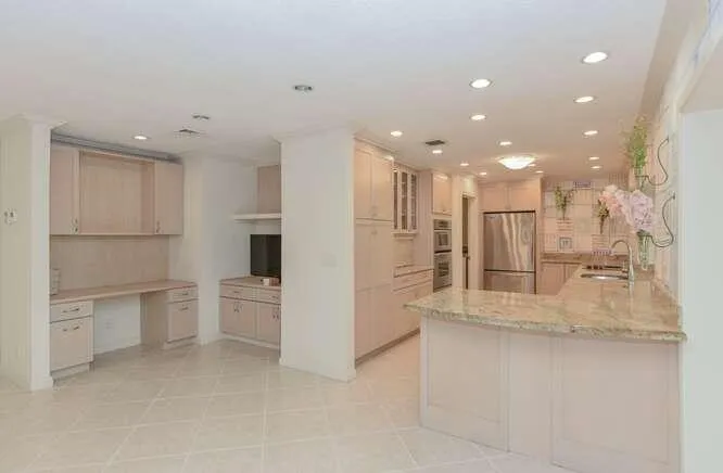 437 French Royale Circle Atlantis, FL 33462
