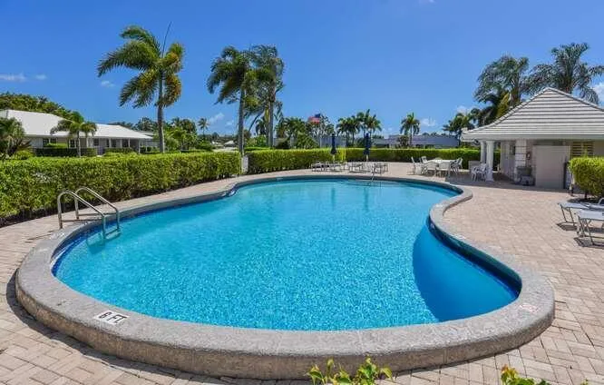 437 French Royale Circle Atlantis, FL 33462