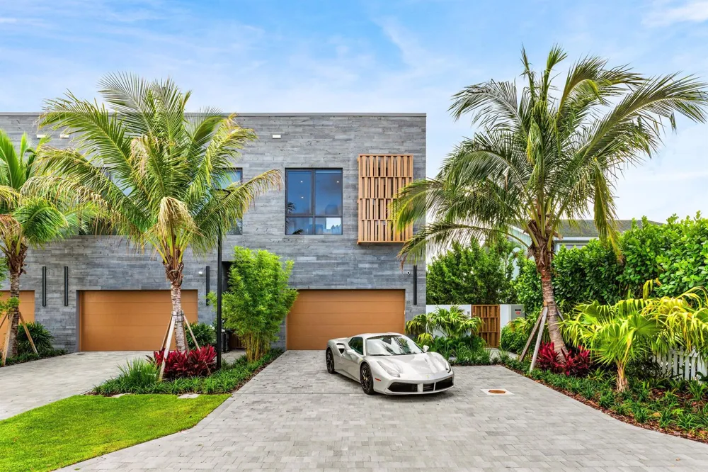 917 NE 8th Avenue Delray Beach, FL 33483