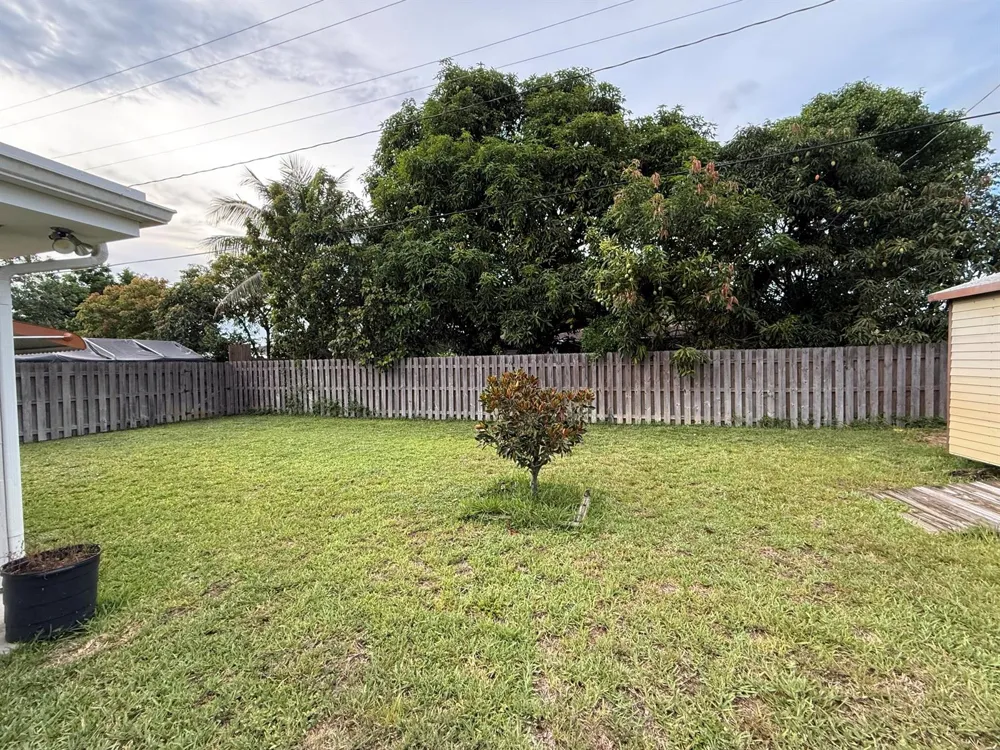 817 Elm Road West Palm Beach, FL 33409