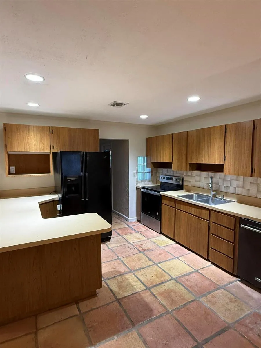 817 Elm Road West Palm Beach, FL 33409