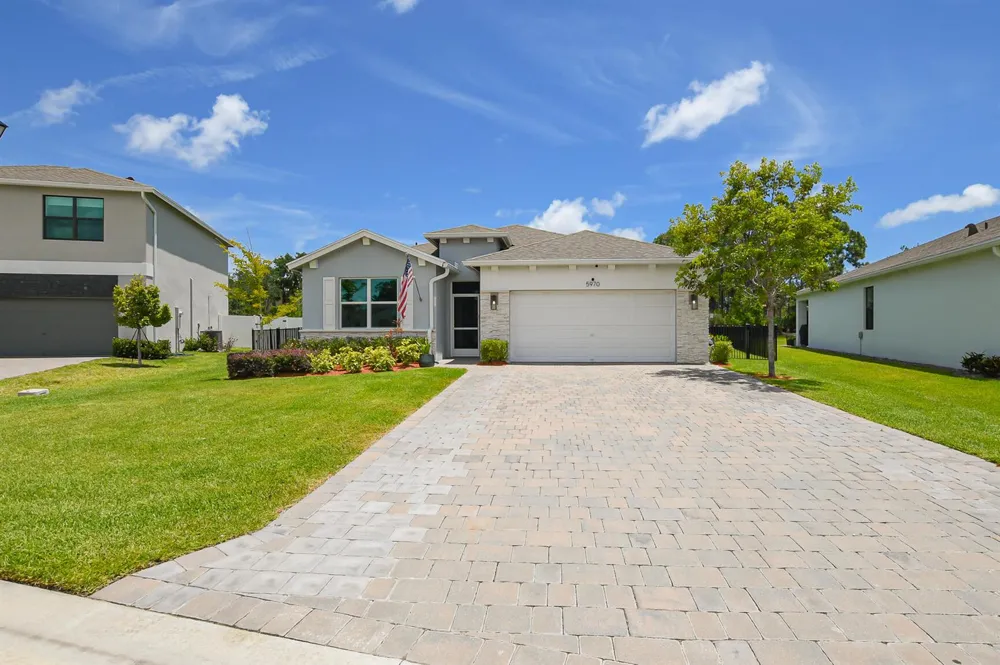 5970 SE Skyblue Circle Stuart, FL 34997