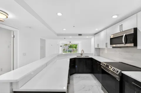 3901 S Flagler Drive #105