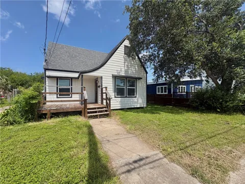 1613 6th Street