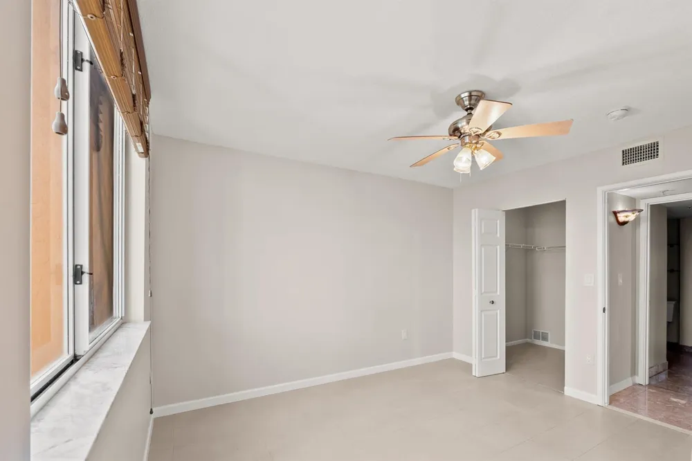 1200 Scotia Drive #403 Hypoluxo, FL 33462