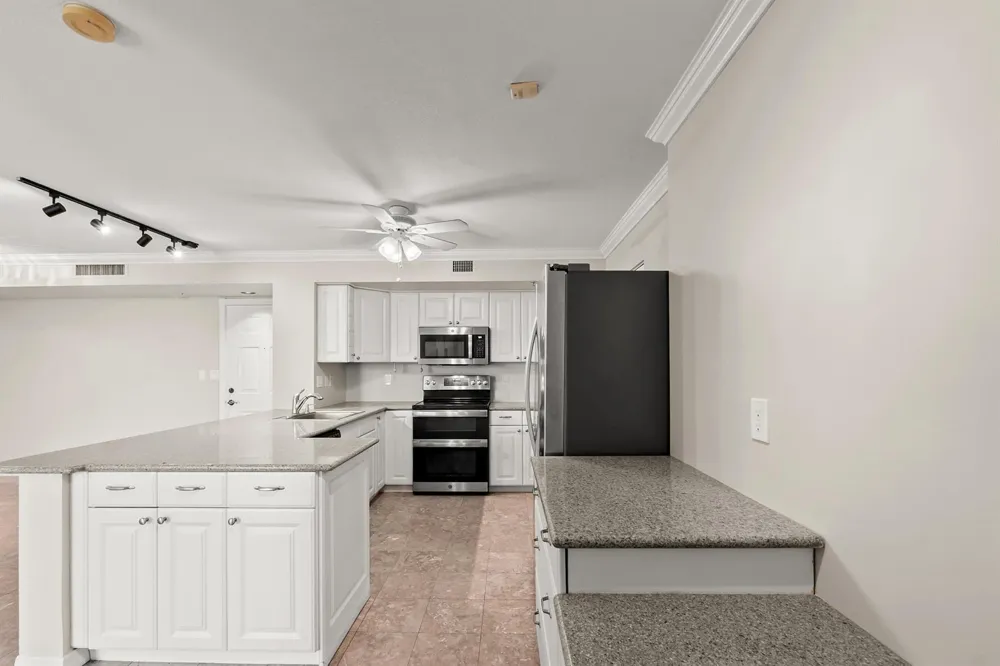 1200 Scotia Drive #403 Hypoluxo, FL 33462