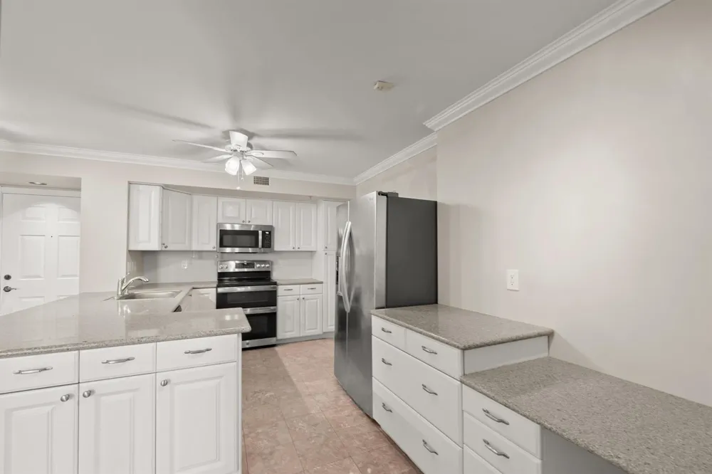 1200 Scotia Drive #403 Hypoluxo, FL 33462