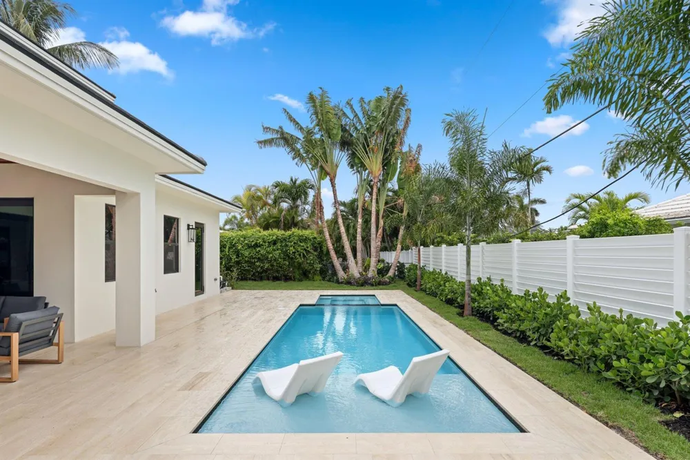 1160 Emerald Drive Riviera Beach, FL 33404
