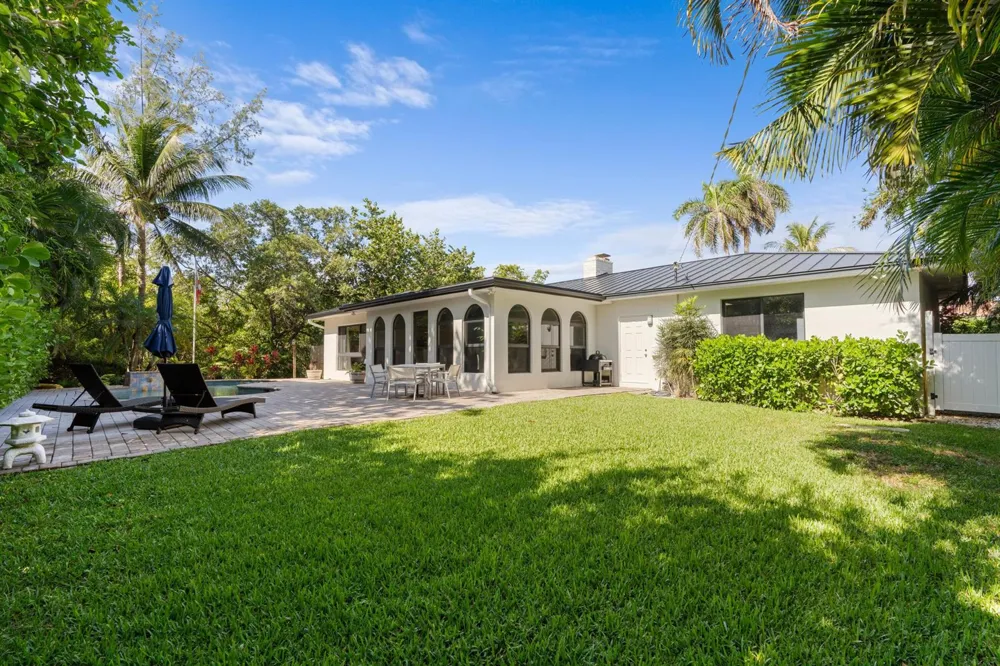 35 Anna Street Ocean Ridge, FL 33435