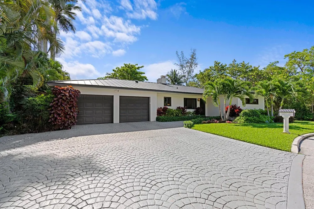 35 Anna Street Ocean Ridge, FL 33435