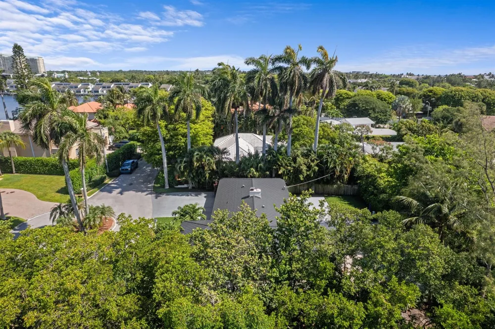35 Anna Street Ocean Ridge, FL 33435