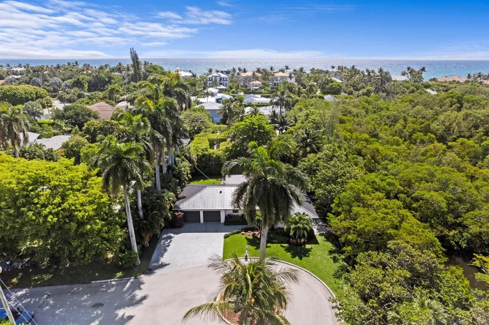 35 Anna Street Ocean Ridge, FL 33435