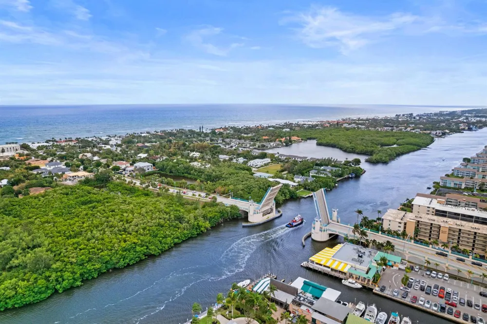 35 Anna Street Ocean Ridge, FL 33435