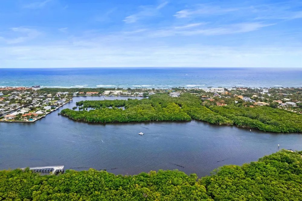 35 Anna Street Ocean Ridge, FL 33435