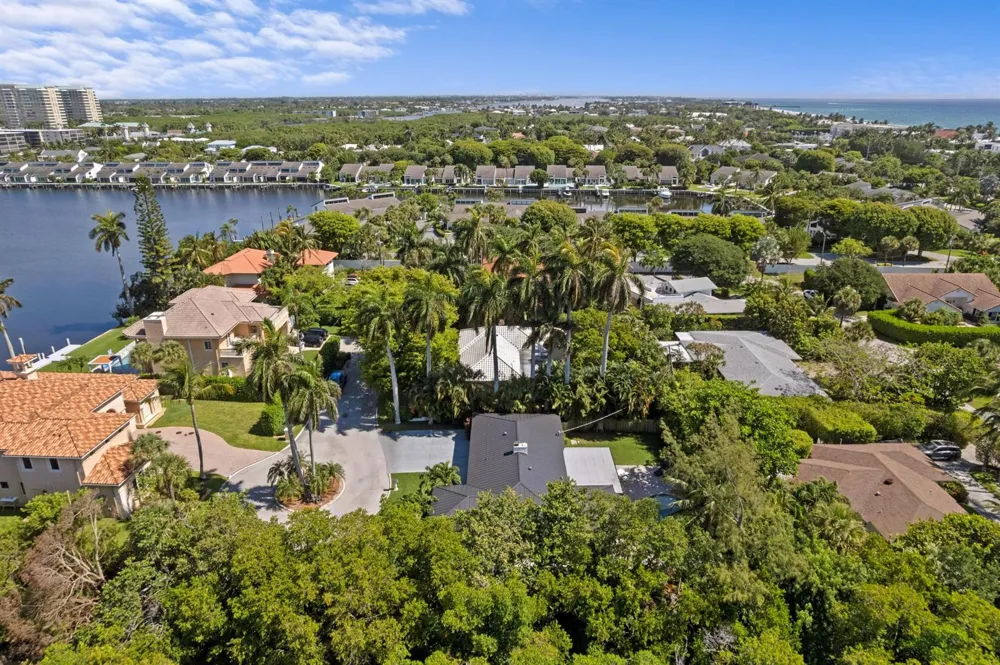 35 Anna Street Boynton Beach, FL 33435
