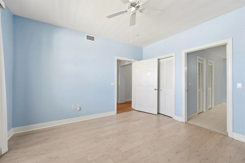 4775 S Harbor Drive #201 Vero Beach, FL 32967