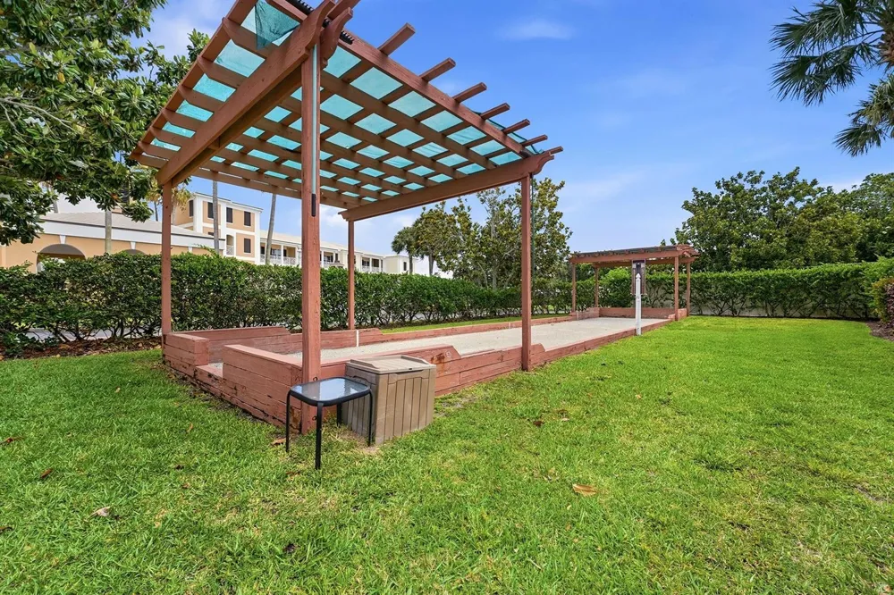 4775 S Harbor Drive #201 Vero Beach, FL 32967