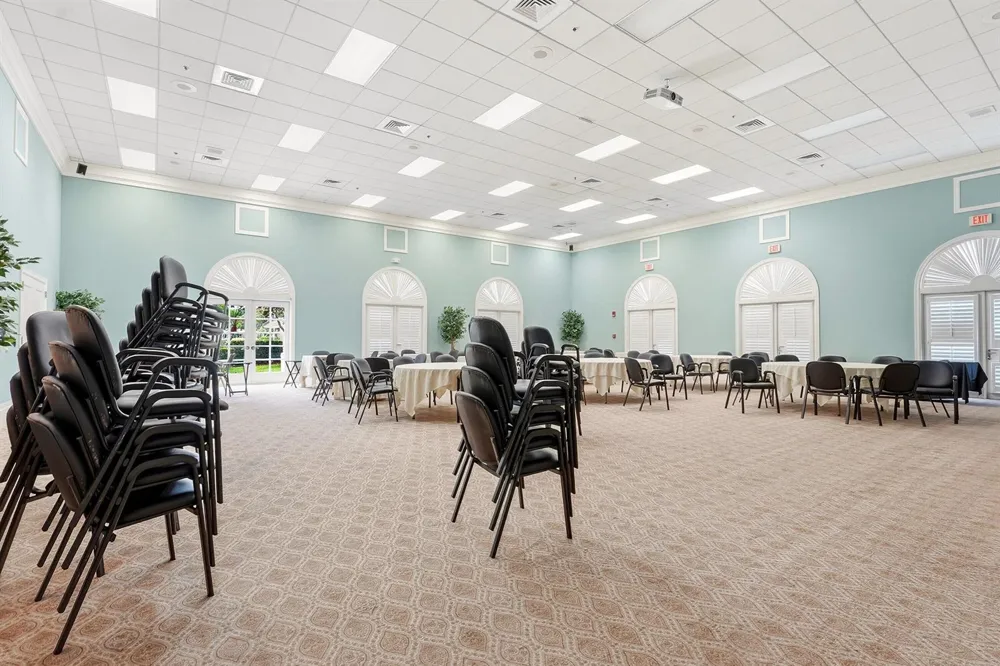 4775 S Harbor Drive #201 Vero Beach, FL 32967