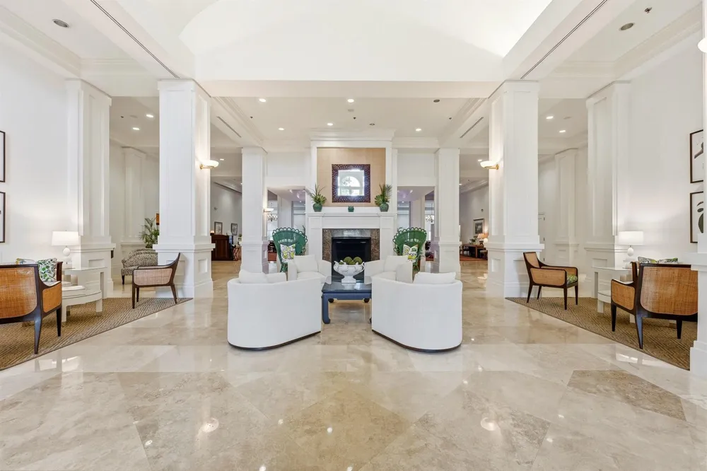 4775 S Harbor Drive #201 Vero Beach, FL 32967
