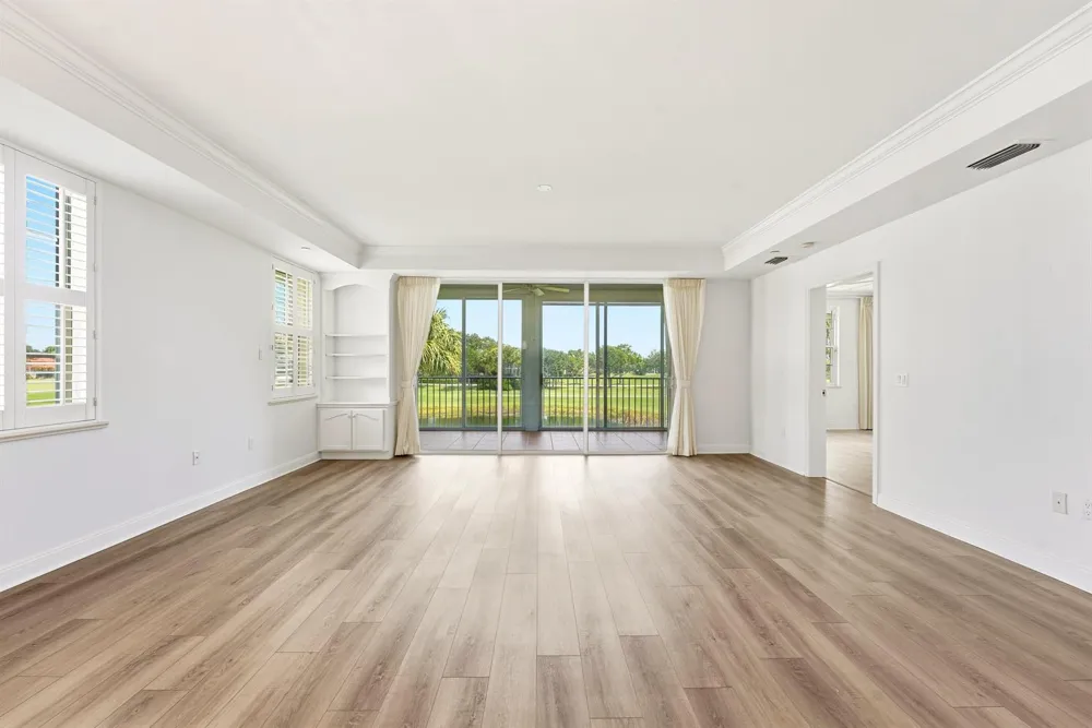 4775 S Harbor Drive #201 Vero Beach, FL 32967