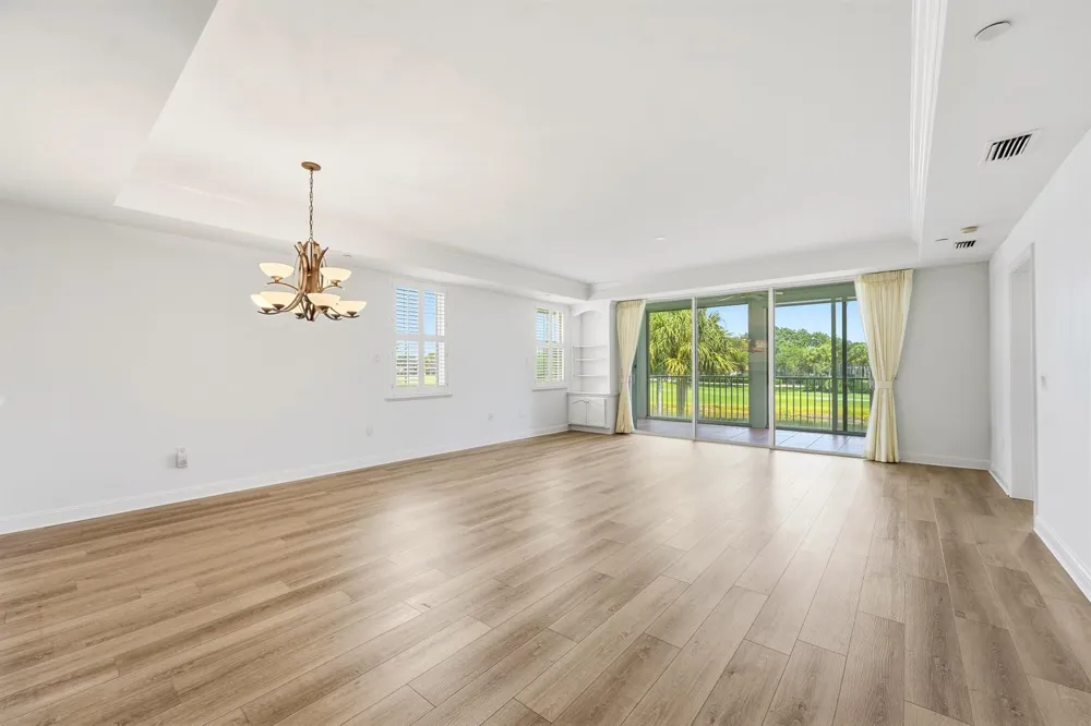 4775 S Harbor Drive #201 Vero Beach, FL 32967
