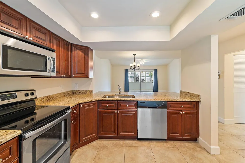 109 Doe Trail Jupiter, FL 33458