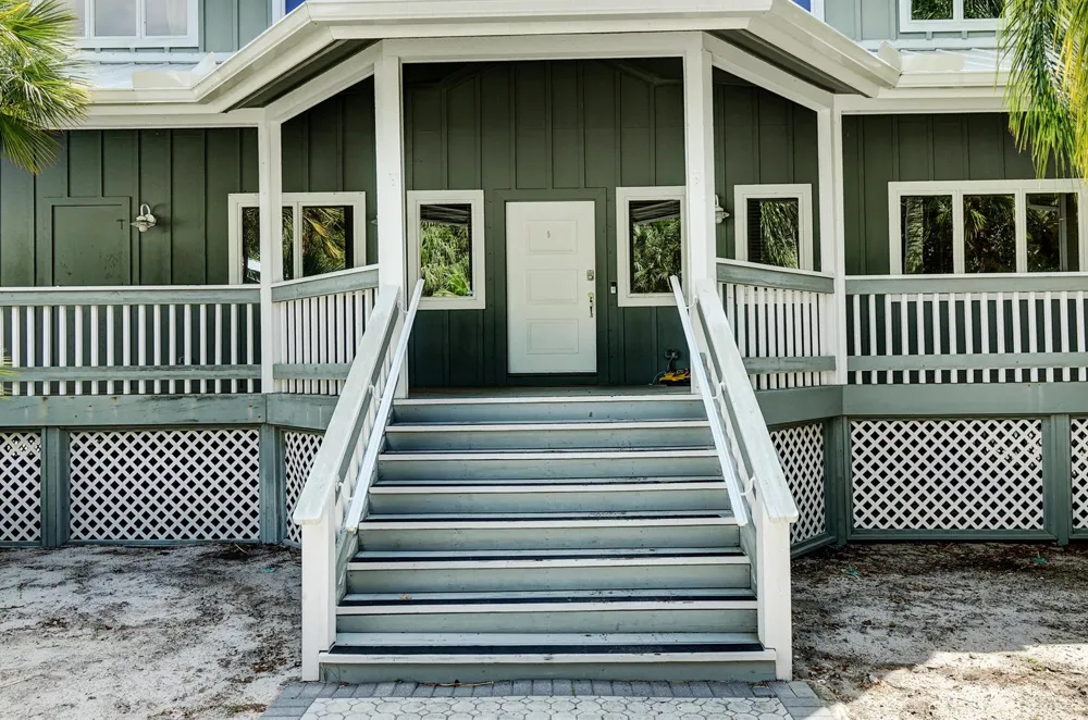 114 SEWALLS POINT ROAD Sewalls Point, FL 34996
