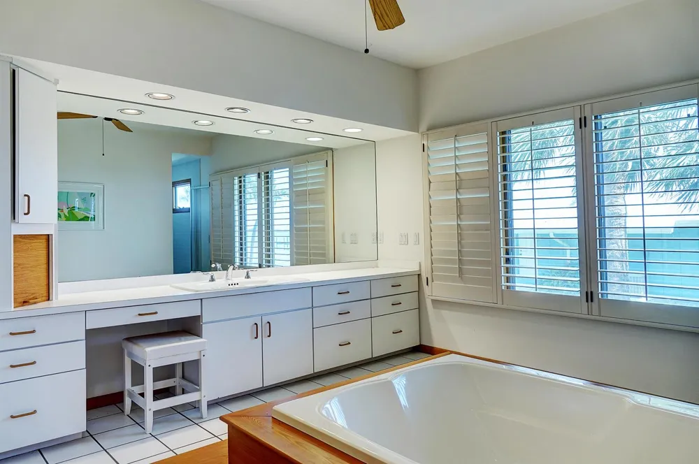 114 SEWALLS POINT ROAD Sewalls Point, FL 34996