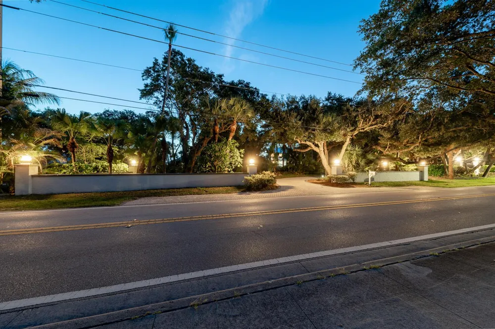 114 SEWALLS POINT ROAD Sewalls Point, FL 34996