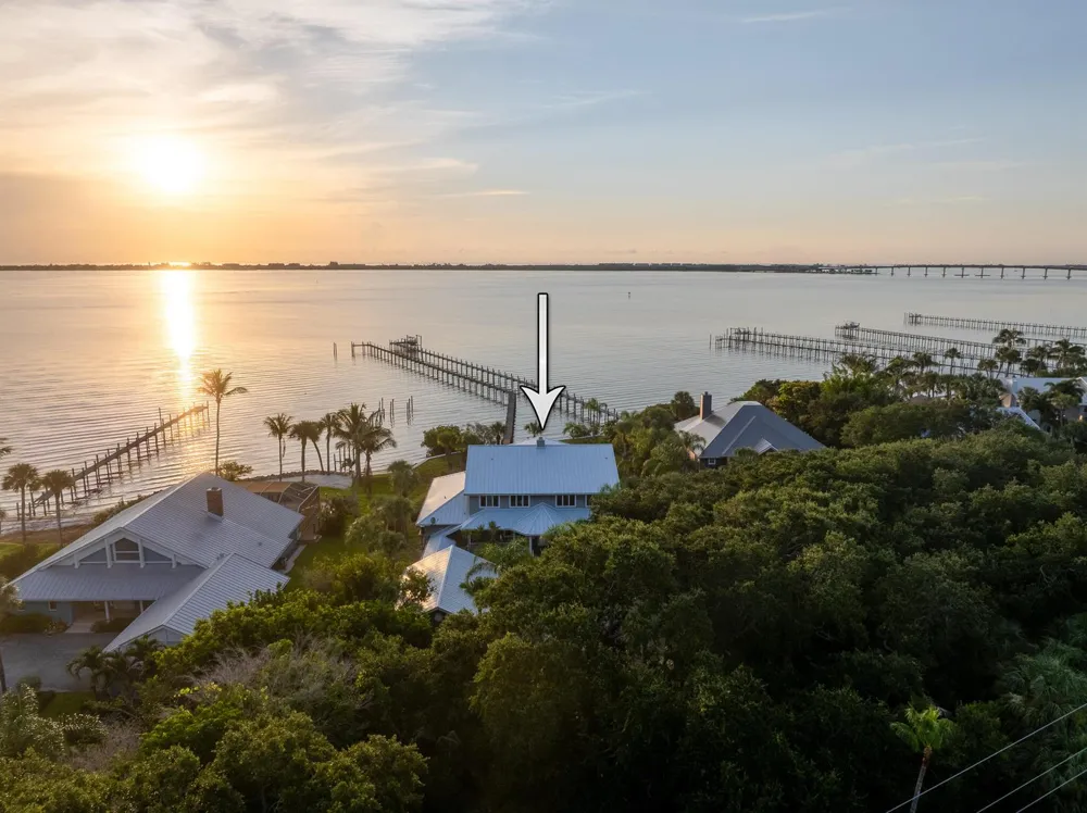 114 SEWALLS POINT ROAD Sewalls Point, FL 34996