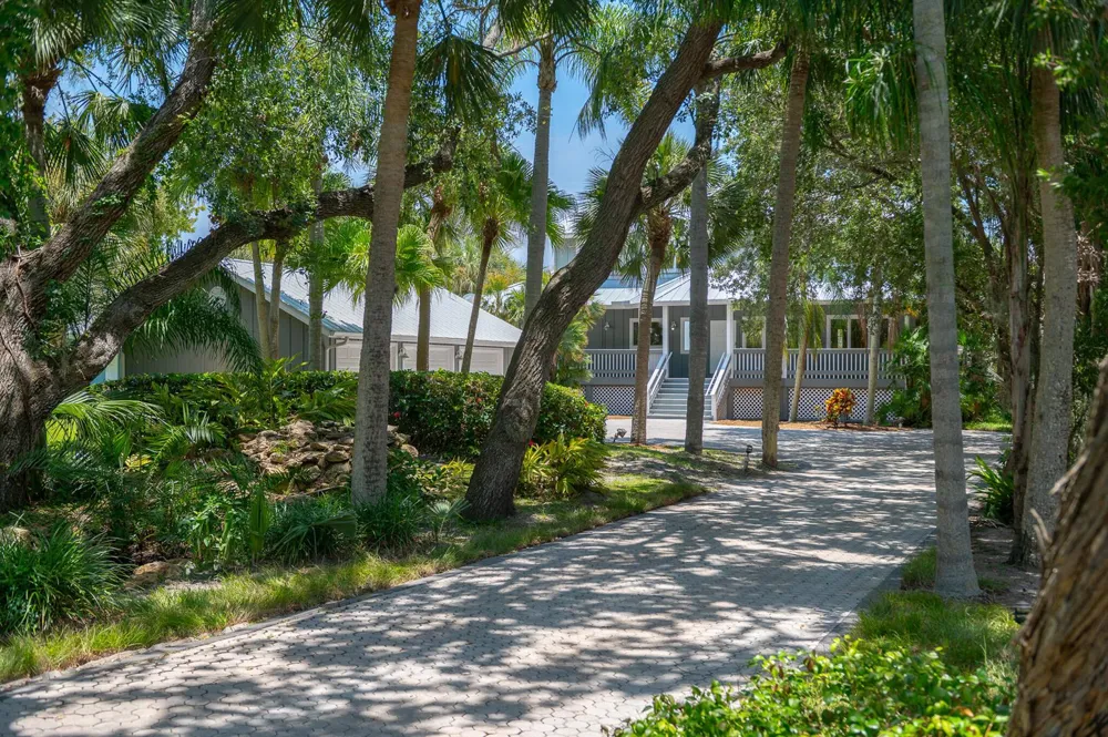 114 SEWALLS POINT ROAD Sewalls Point, FL 34996