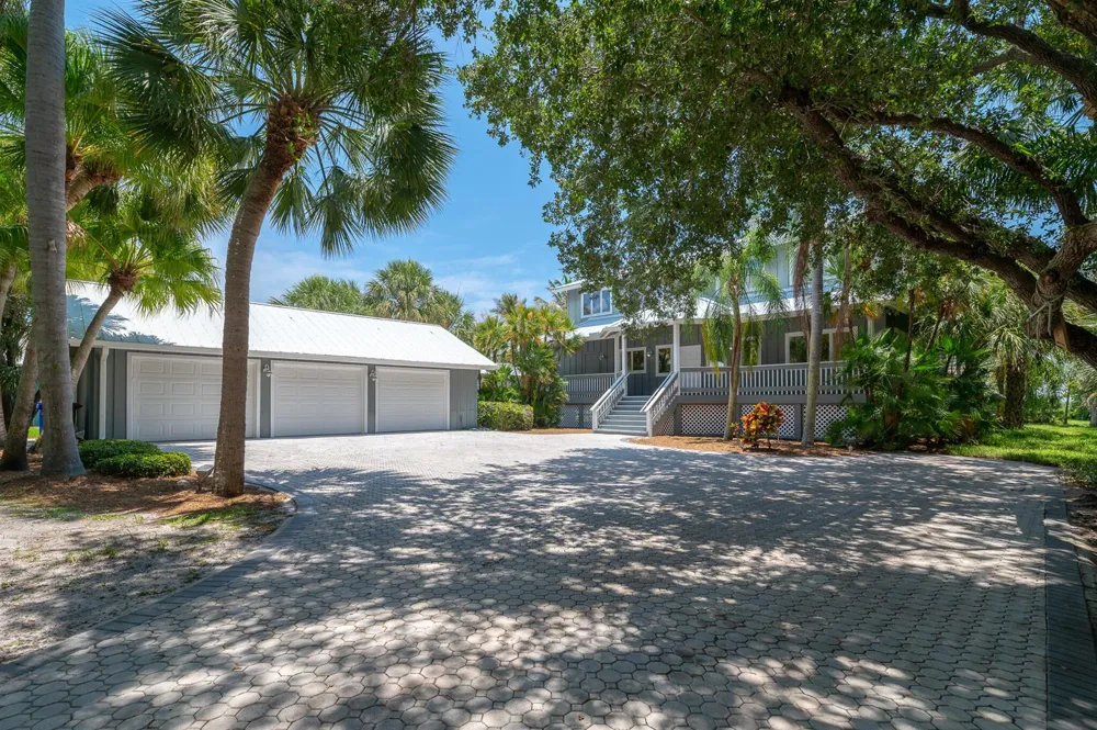 114 SEWALLS POINT ROAD Sewalls Point, FL 34996