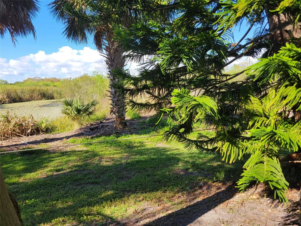 3755 SE 6th Glen Okeechobee, FL 34974