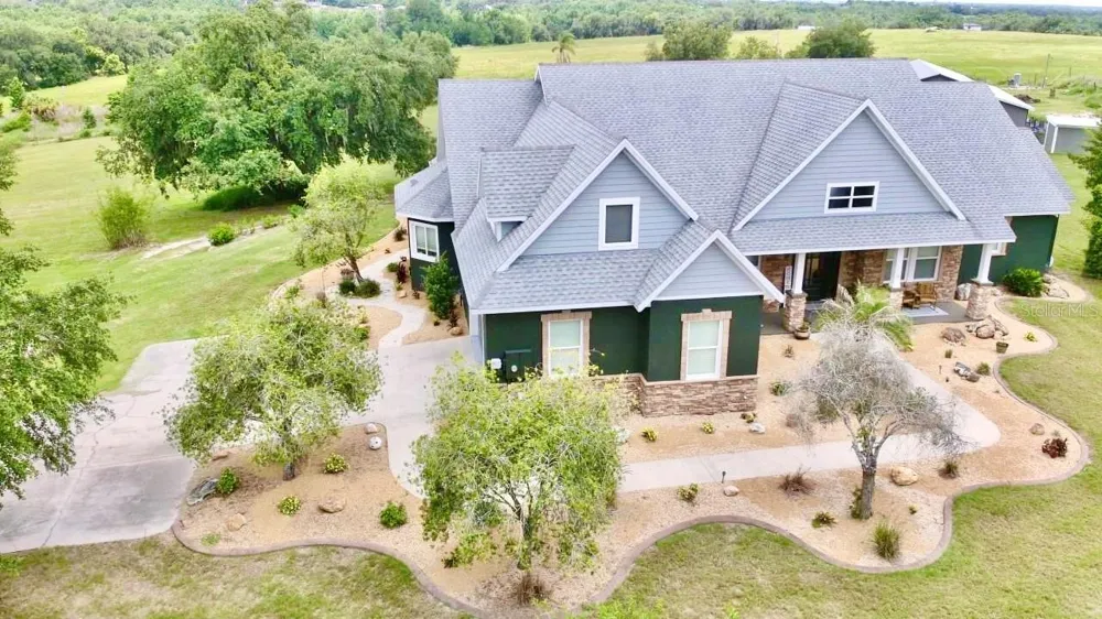 32112 JACK RUSSELL COURT Dade City, FL 33525